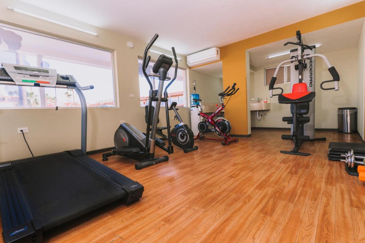 El Camino Hotel & Suites Heroica Caborca Екстер'єр фото